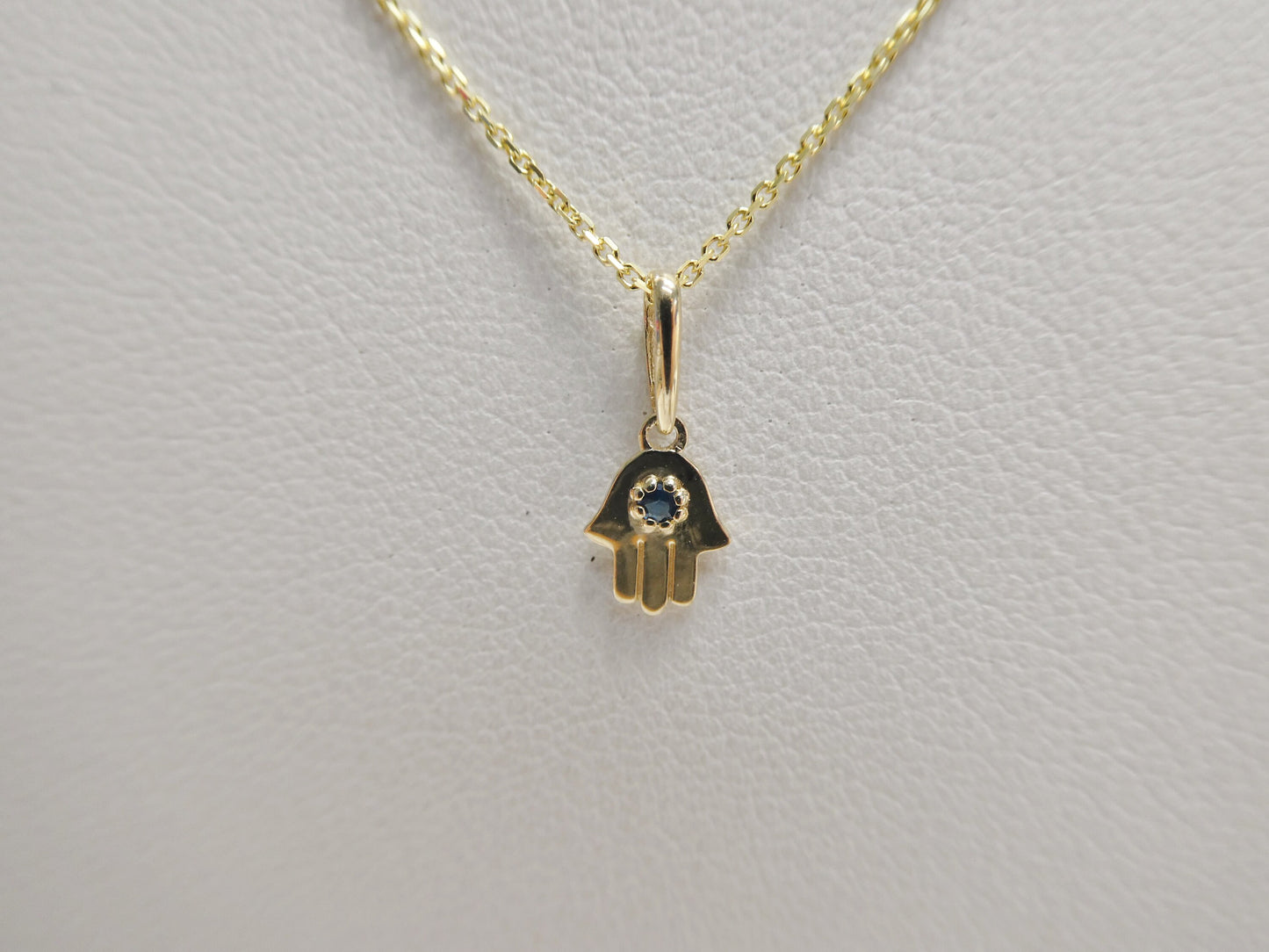 14k real solid yellow gold tiny hand hamsa pendent and cable necklace