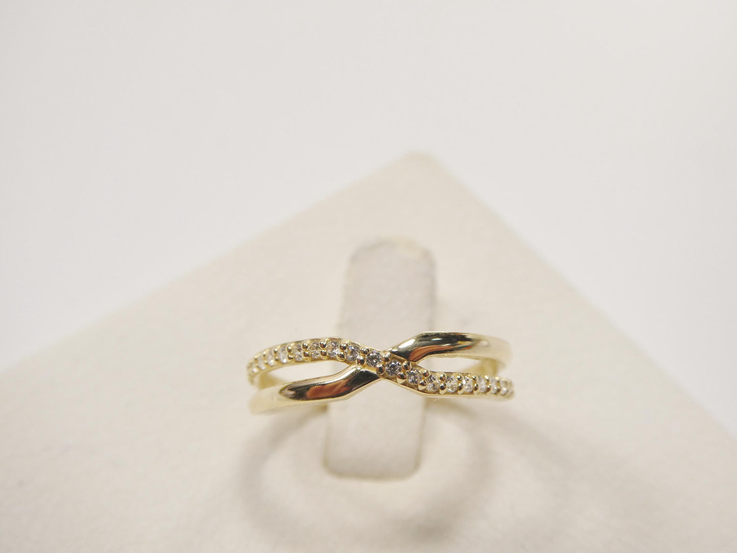 real 10k solid yellow gold women's classic micro pave setting ring