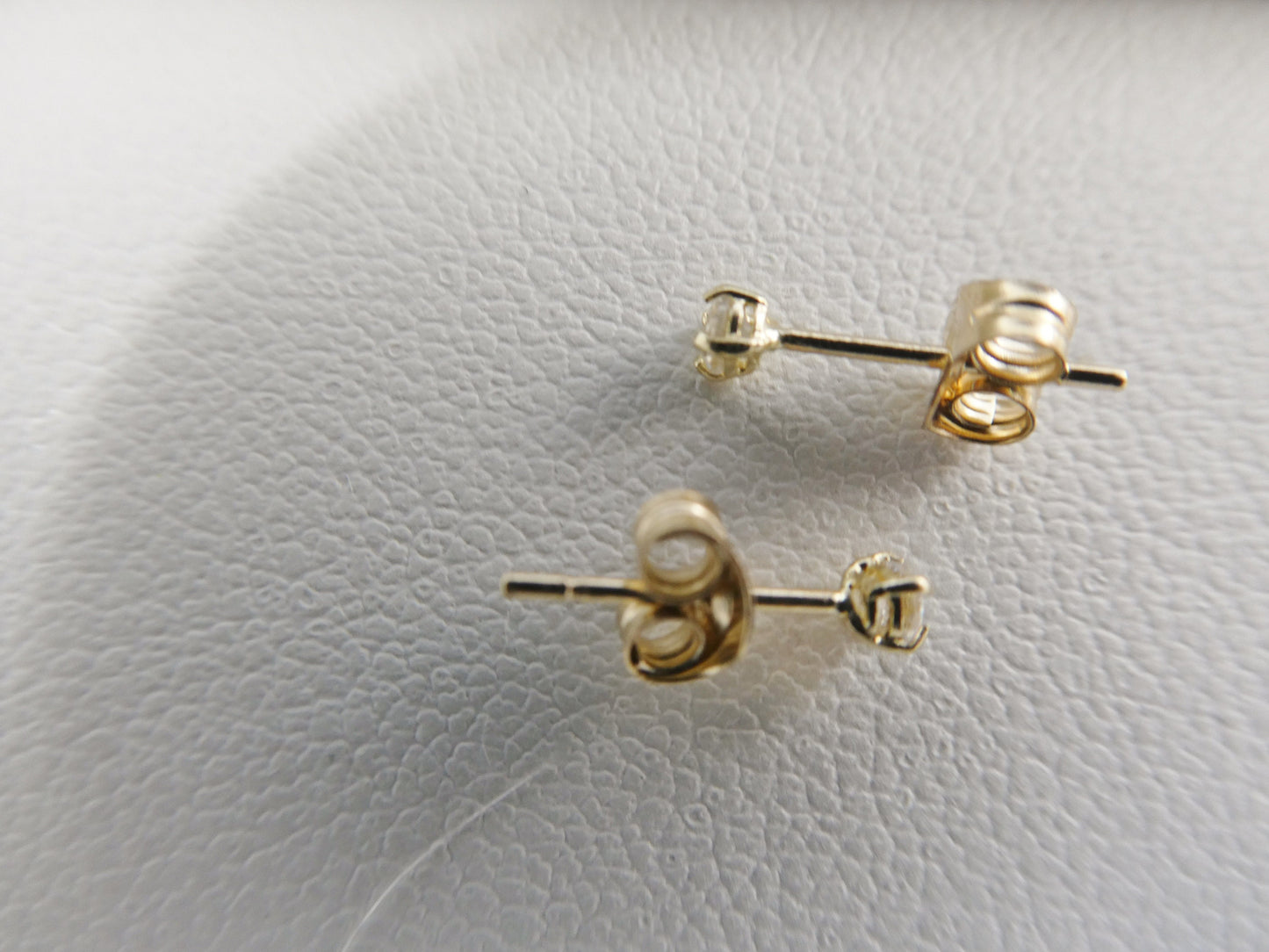 10k real solid yellow gold push post pair 2MM square nose earring