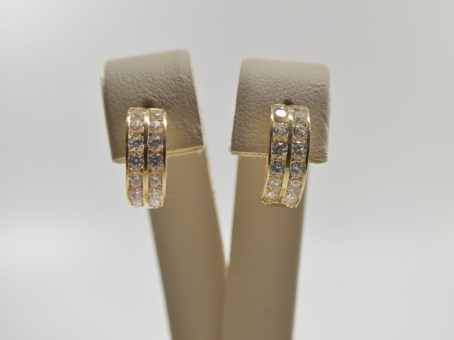 real 10k solid yellow gold 2 line prong setting huggie hoop 13mm earrings