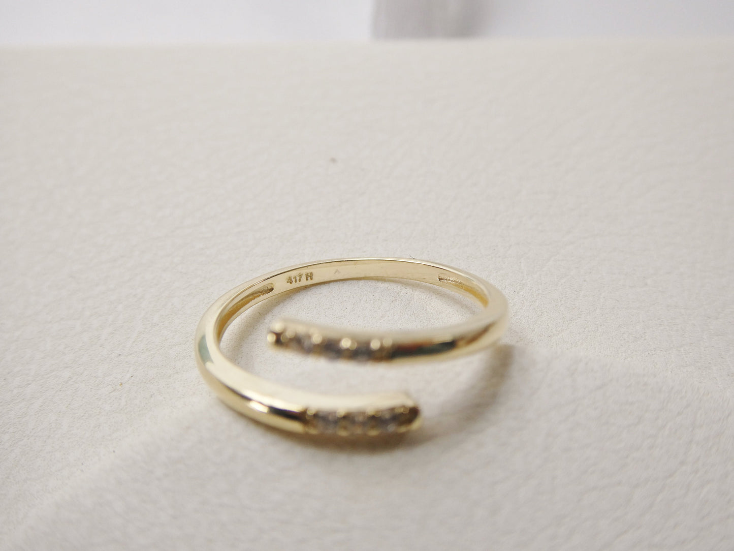 10k solid yellow gold women girl bypass ring