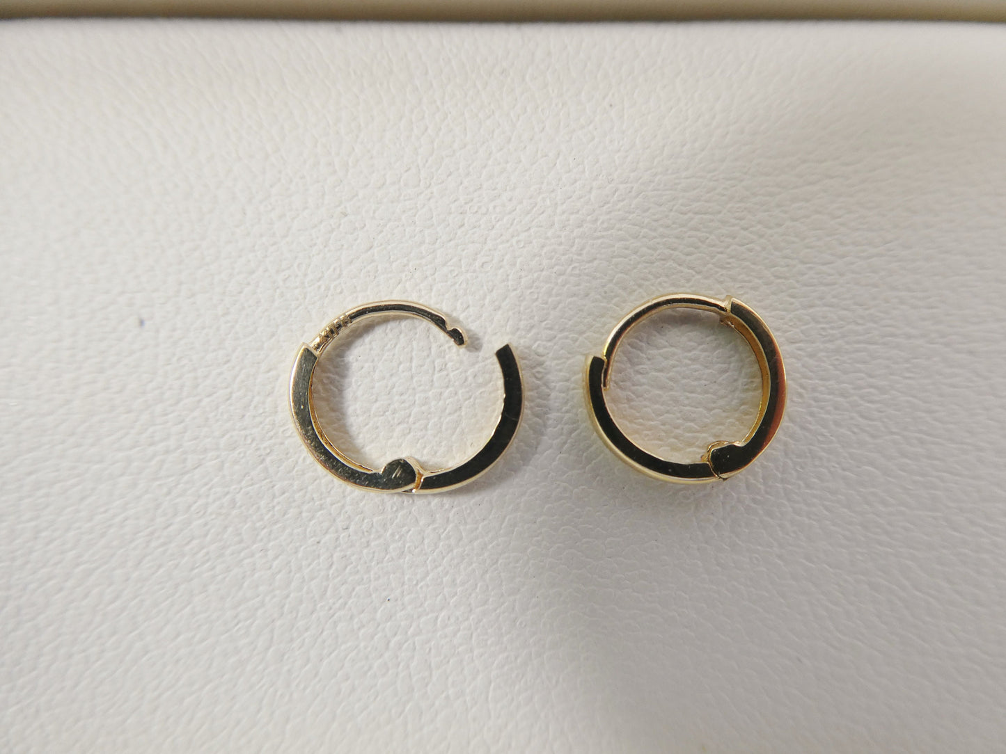 real 10k solid yellow gold tiny simple 9mm 11mm hoop huggie earrings