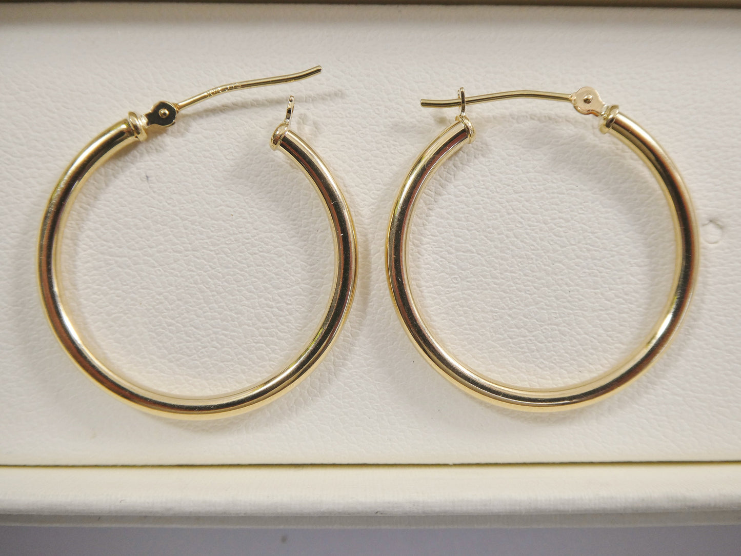 10k real solid yellow gold 2mm tube super polish hoop earrings
