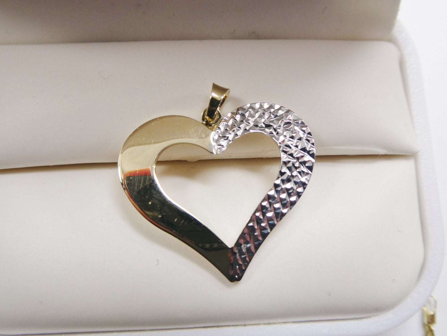 14k real solid yellow gold two tone heart pendent and robe necklace