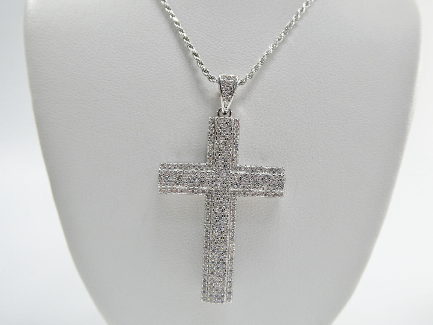 real 925 sterling silver 14k yellow / silver color 18 inch robe chain and cross pendent