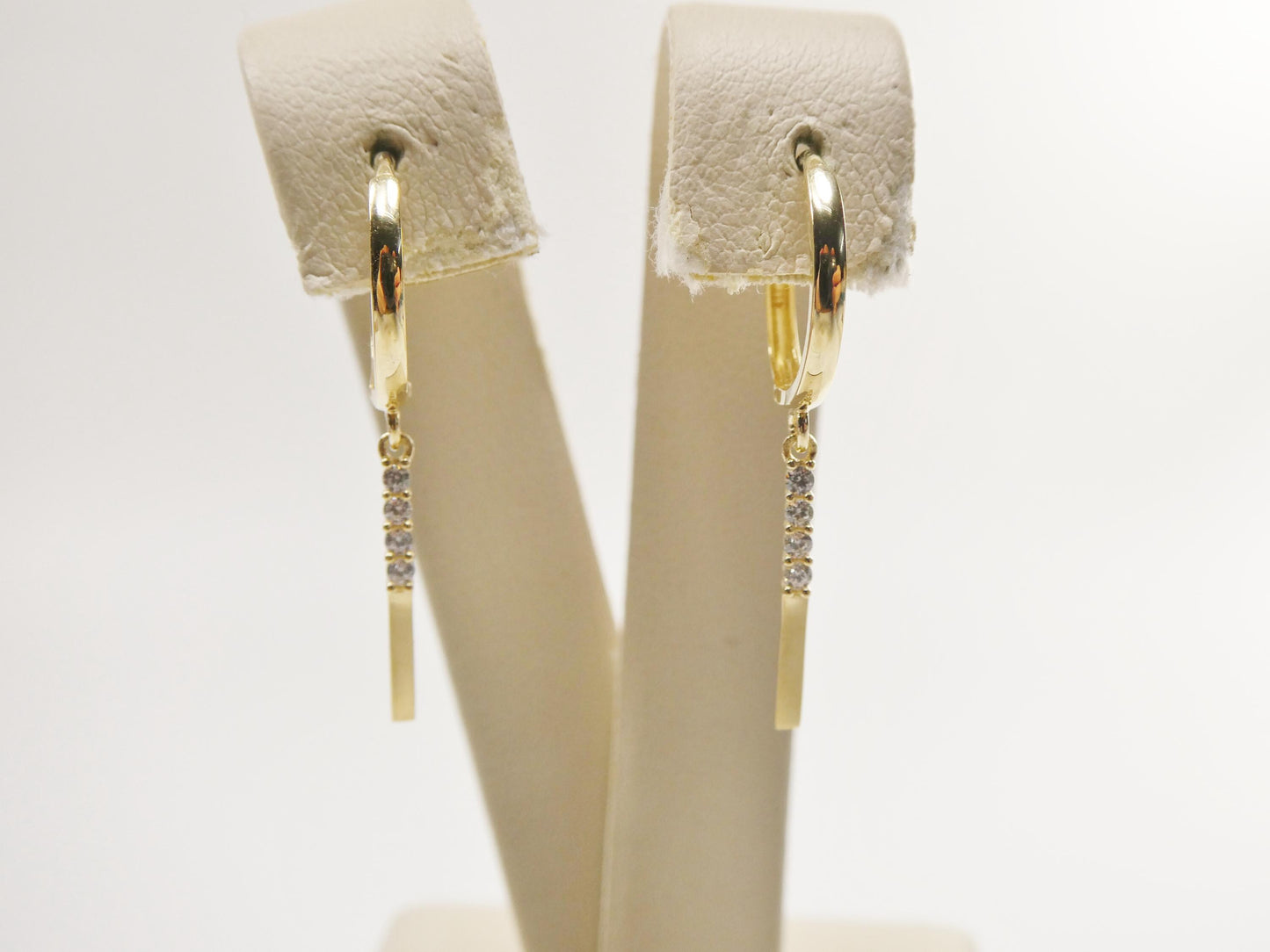 real 10k solid yellow gold designer teardrop hoop huggie earring
