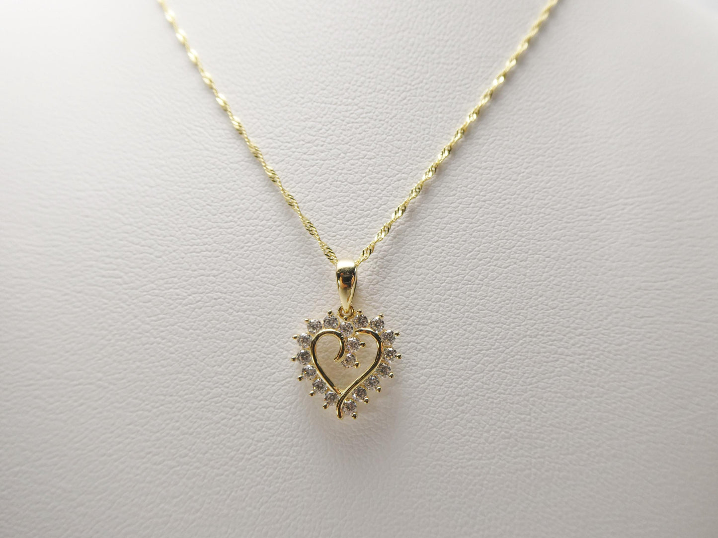 10k real solid yellow gold 16 inch chain and heart pendent set