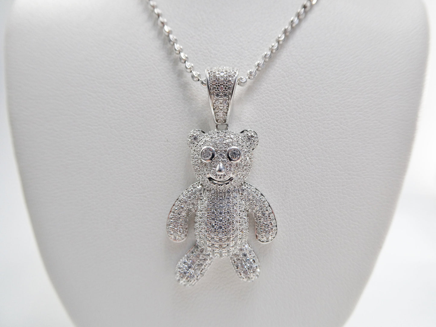 real 925 sterling silver teddy bear pendent and 2mm 18 inch moon cut chain