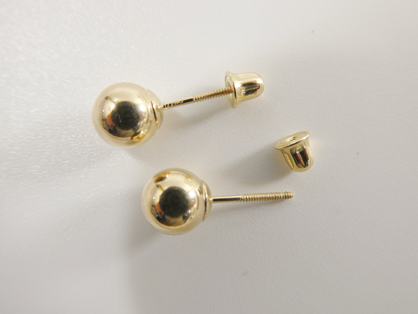 14k solid yellow gold high polish screw post ball earring