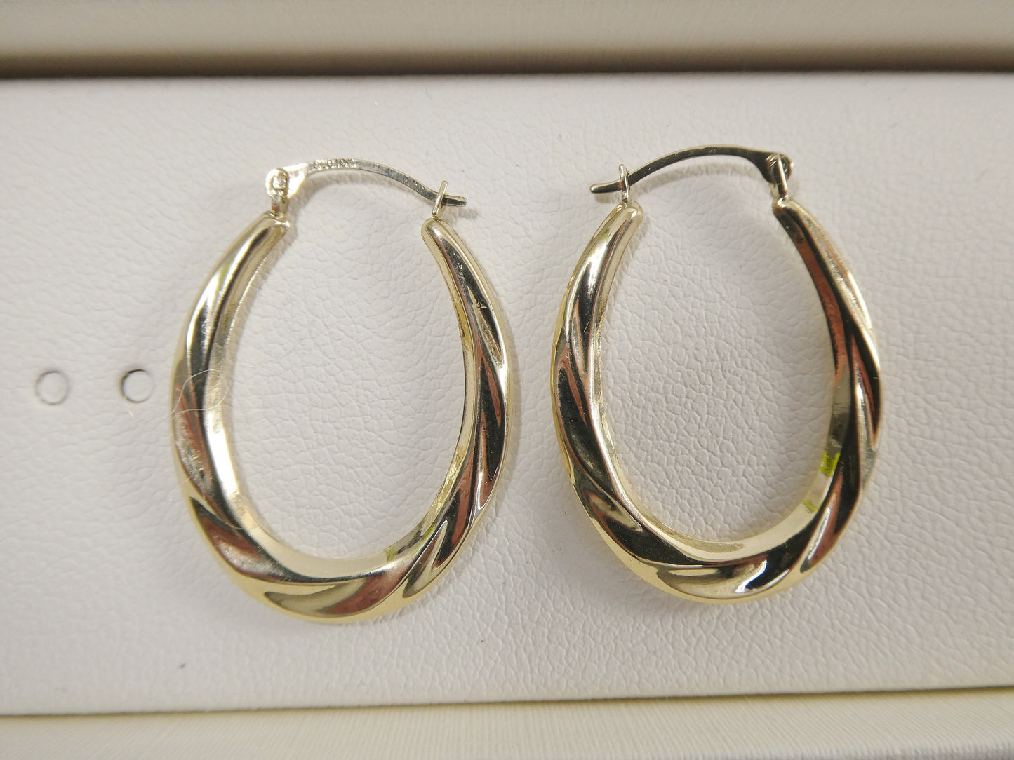 10k real solid yellow gold classic design hoop earrings
