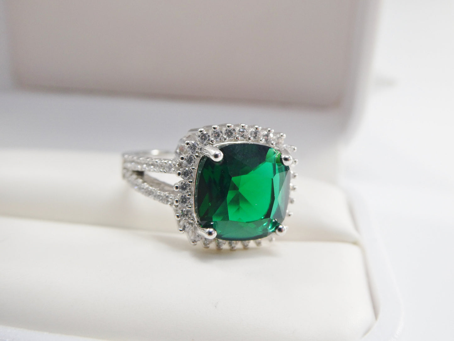 real 925 sterling silver may emerald color stone ladies ring