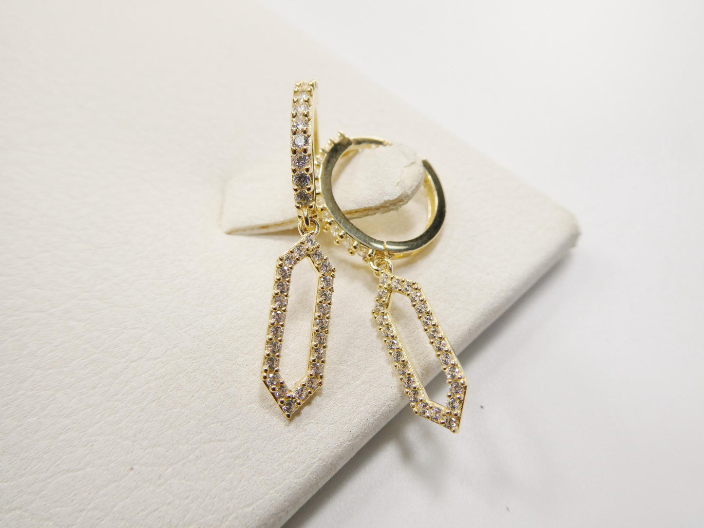 real 10k solid yellow gold paperclip dropping earrings