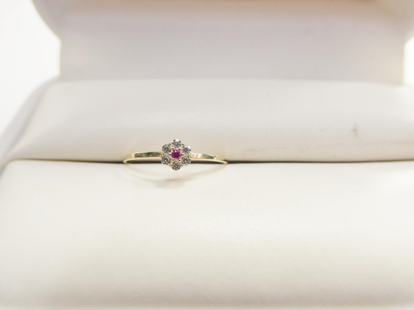10k Solid Yellow Gold Red Stone Center Kids Pinky Ring