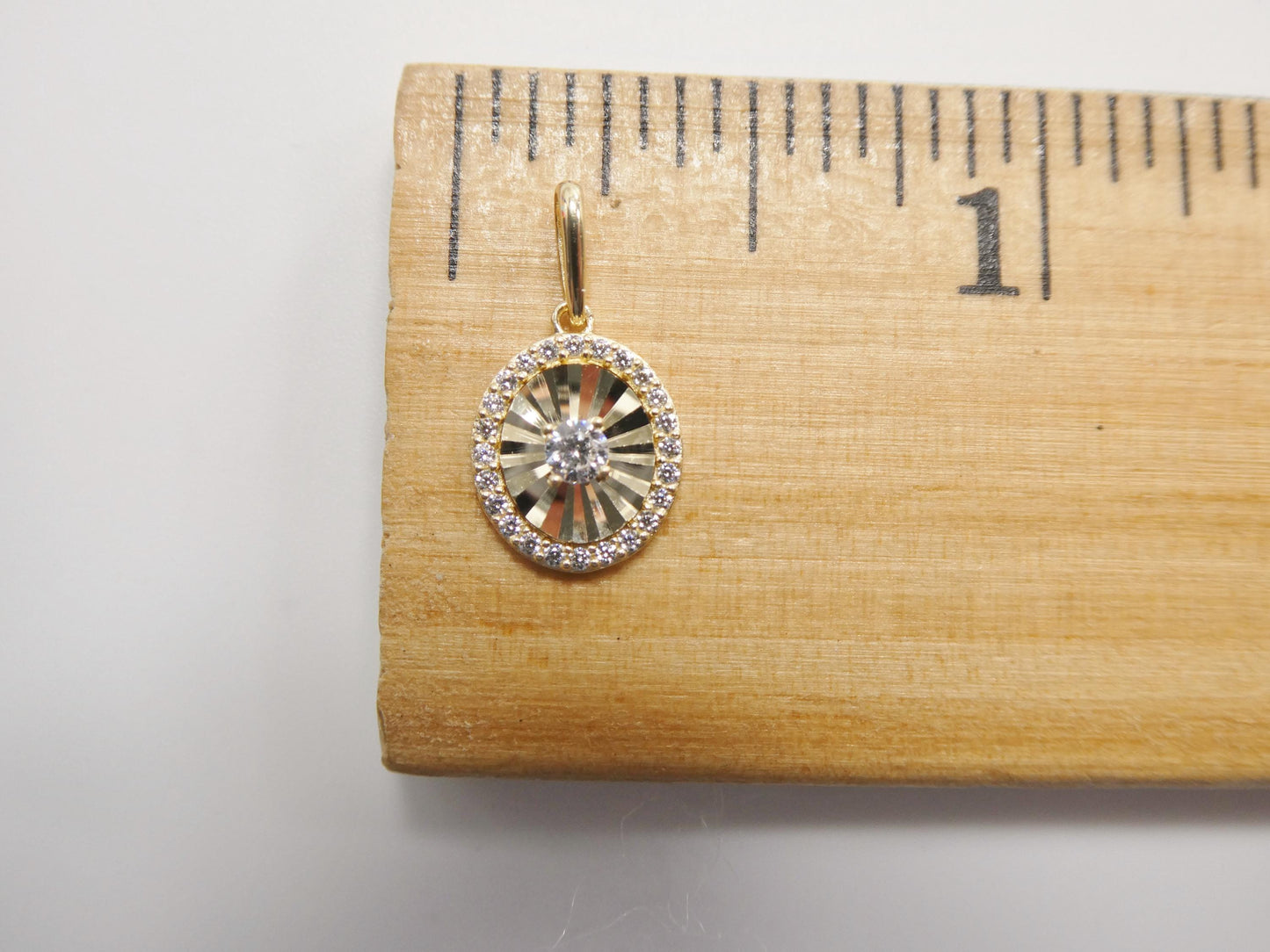 10k Yellow Gold Figaro Chain Necklace with Sun Pendant