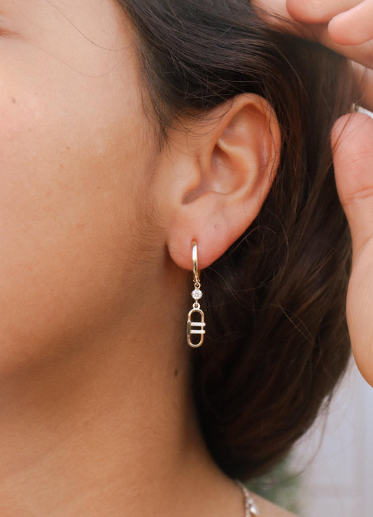 real 10k solid yellow gold paperclip dropping earring