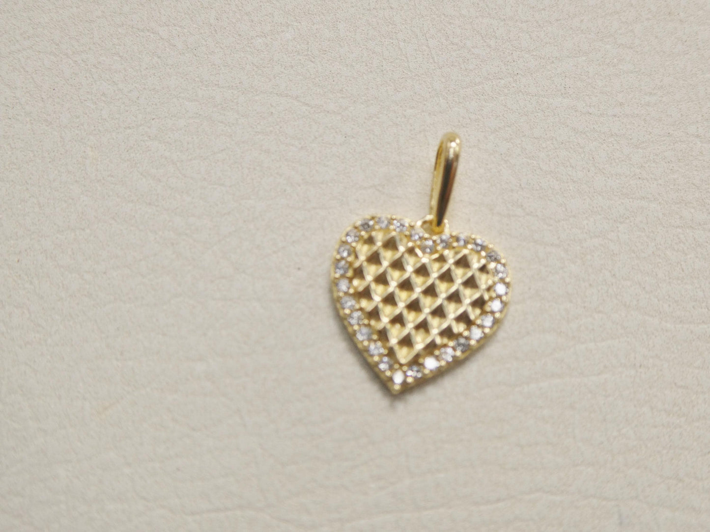 10k real solid yellow gold 18 inch solid figaro chain and heart pendent set