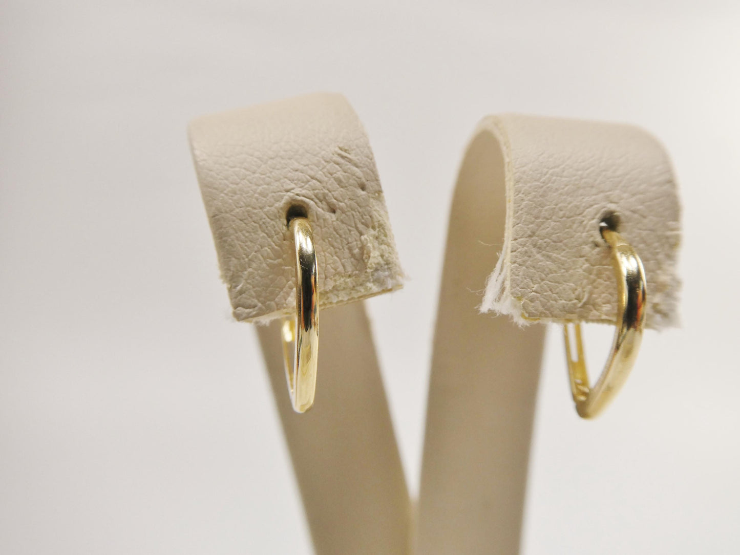 real 10k solid yellow gold plain heart hoop huggie earrings