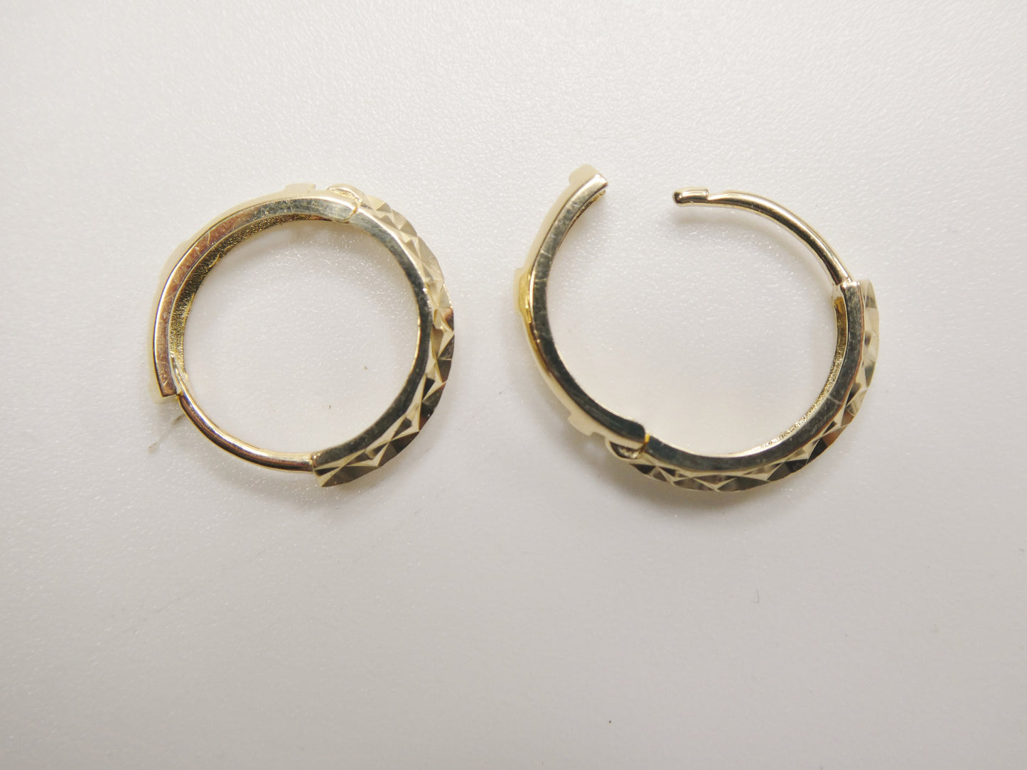 real 10k solid yellow gold diamond cut 13mm hoop huggie earrings