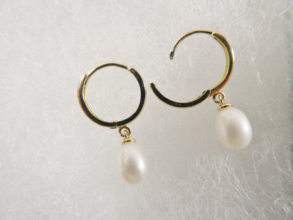 Real 10k Solid Yellow Gold Dangling Cultured Freshwater Pearl  Plain Hoop Huggie Earrings