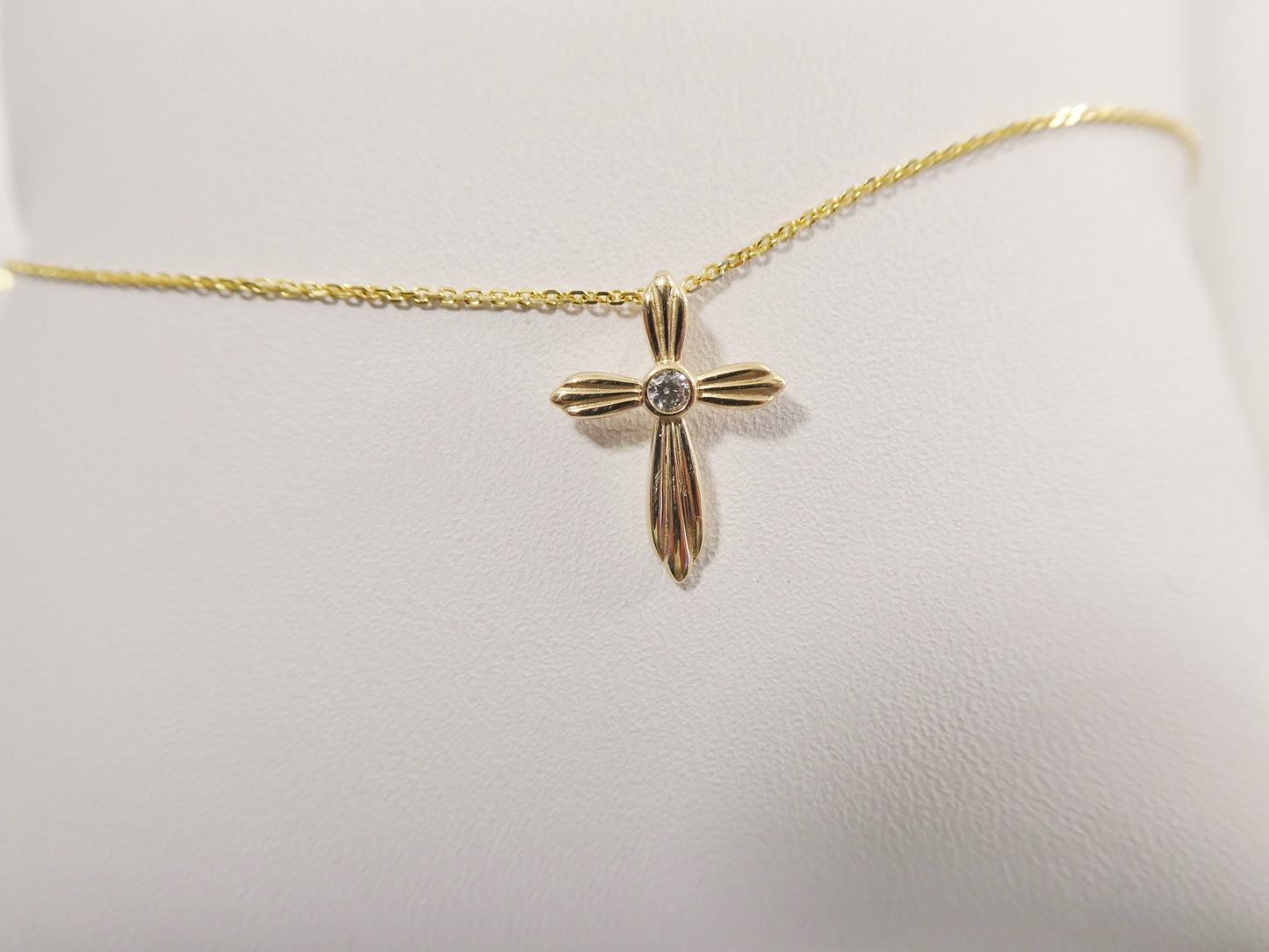 14k real solid yellow gold cross pendent and cable necklace