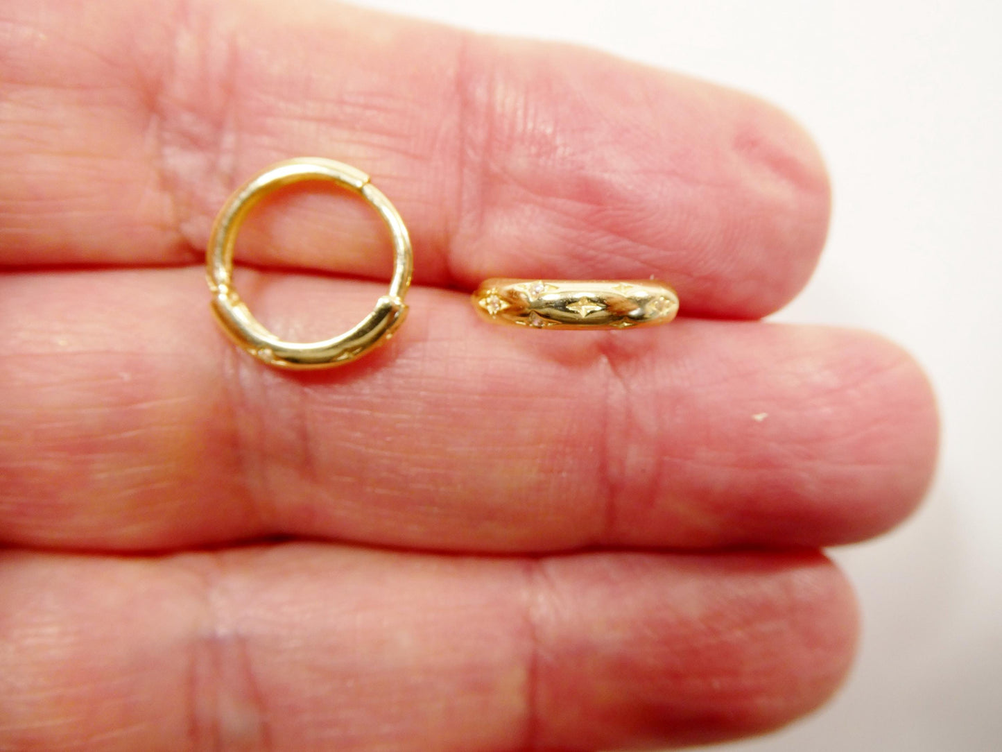 real 10k solid yellow gold cz earring / cartilage daith hoop huggie earring