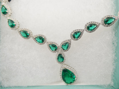 Real 925 Sterling Silver Teardrop Emerald Green Women Necklace