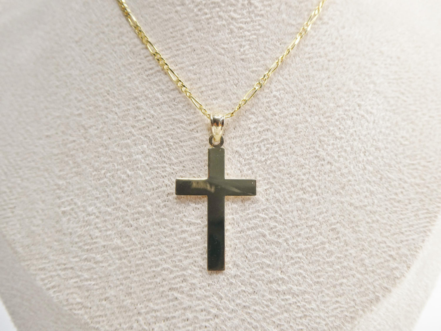 10k Yellow Gold solid figaro Chain & Cross Pendant Necklace: 16 inch