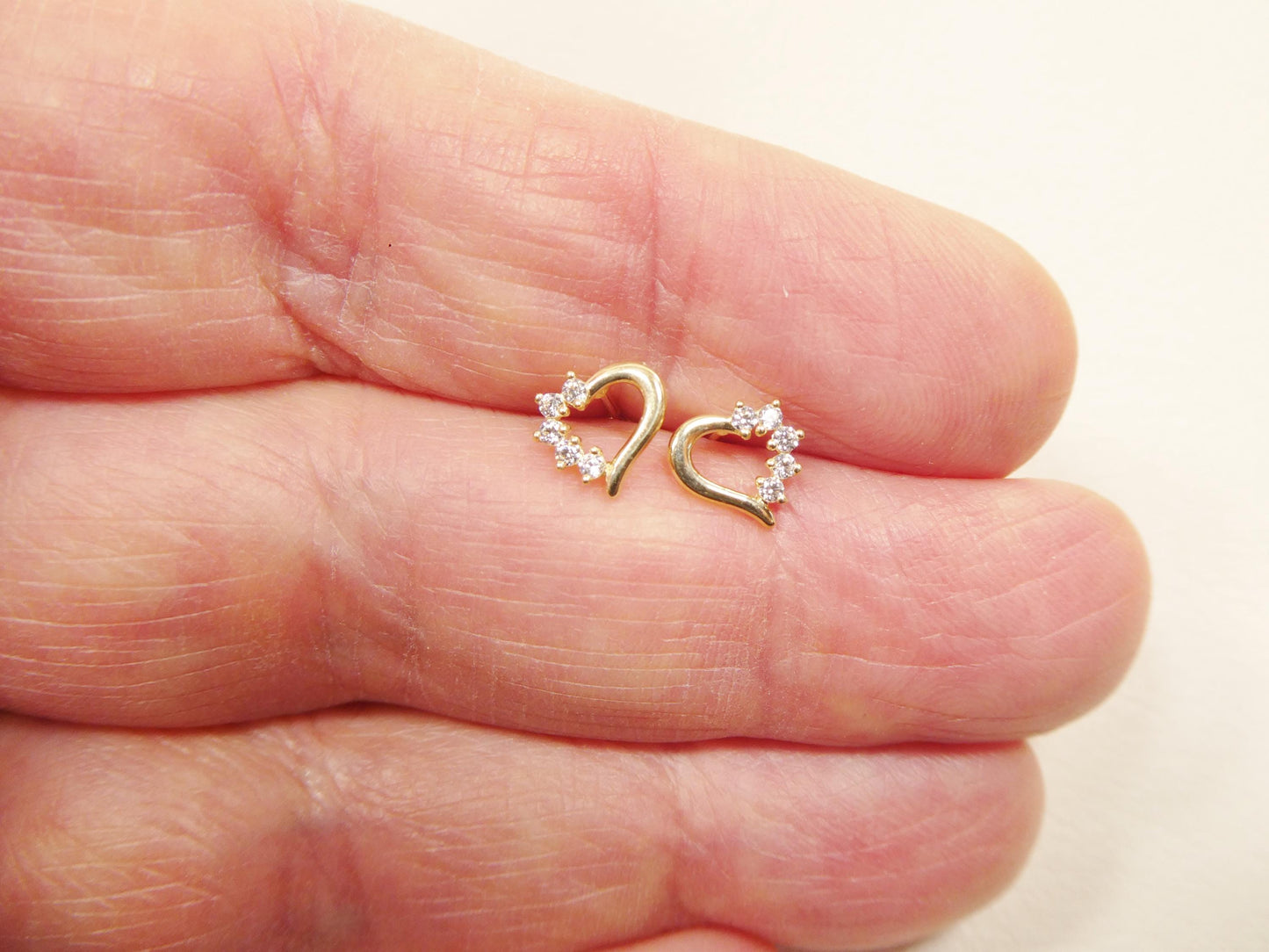 10k real solid gold heart micro fave setting push back earrings