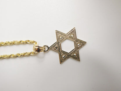 14k Real Solid Yellow Gold Star David Pendent and Robe Necklace