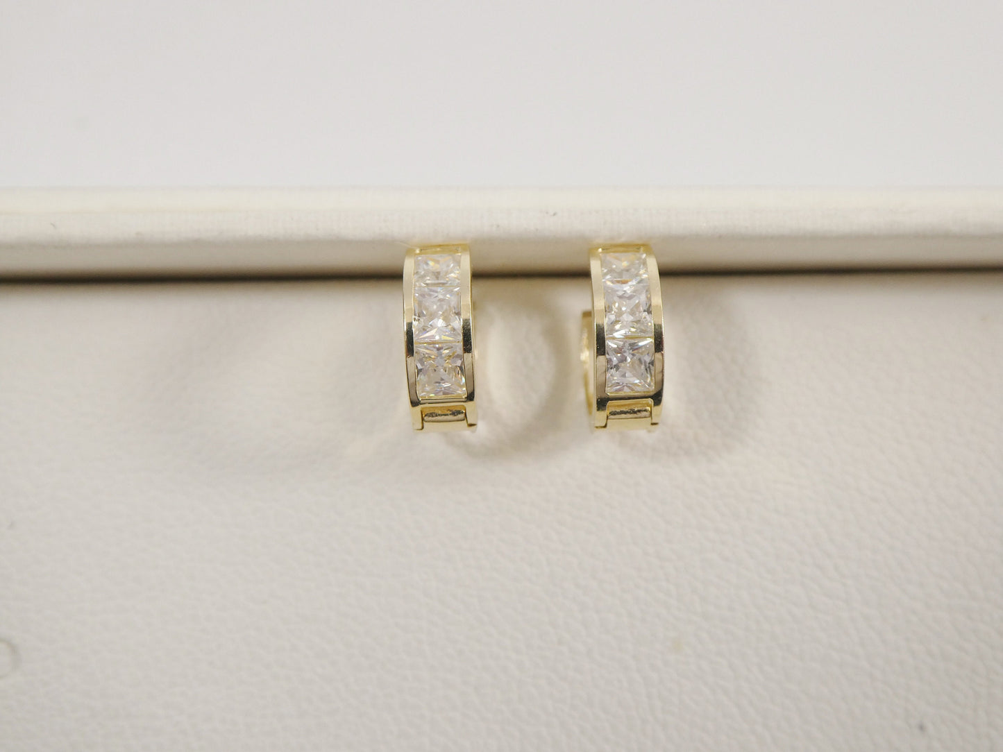 real 10k solid yellow gold small 9mm hoop huggie earrings