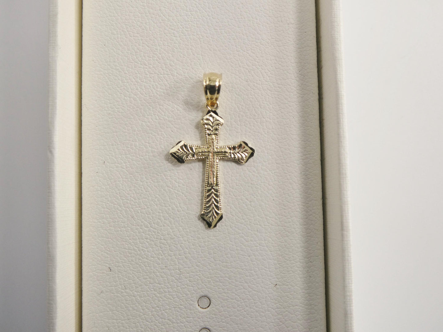 10k Yellow Gold Singapore Chain & Cross Pendant Necklace: 16 inch