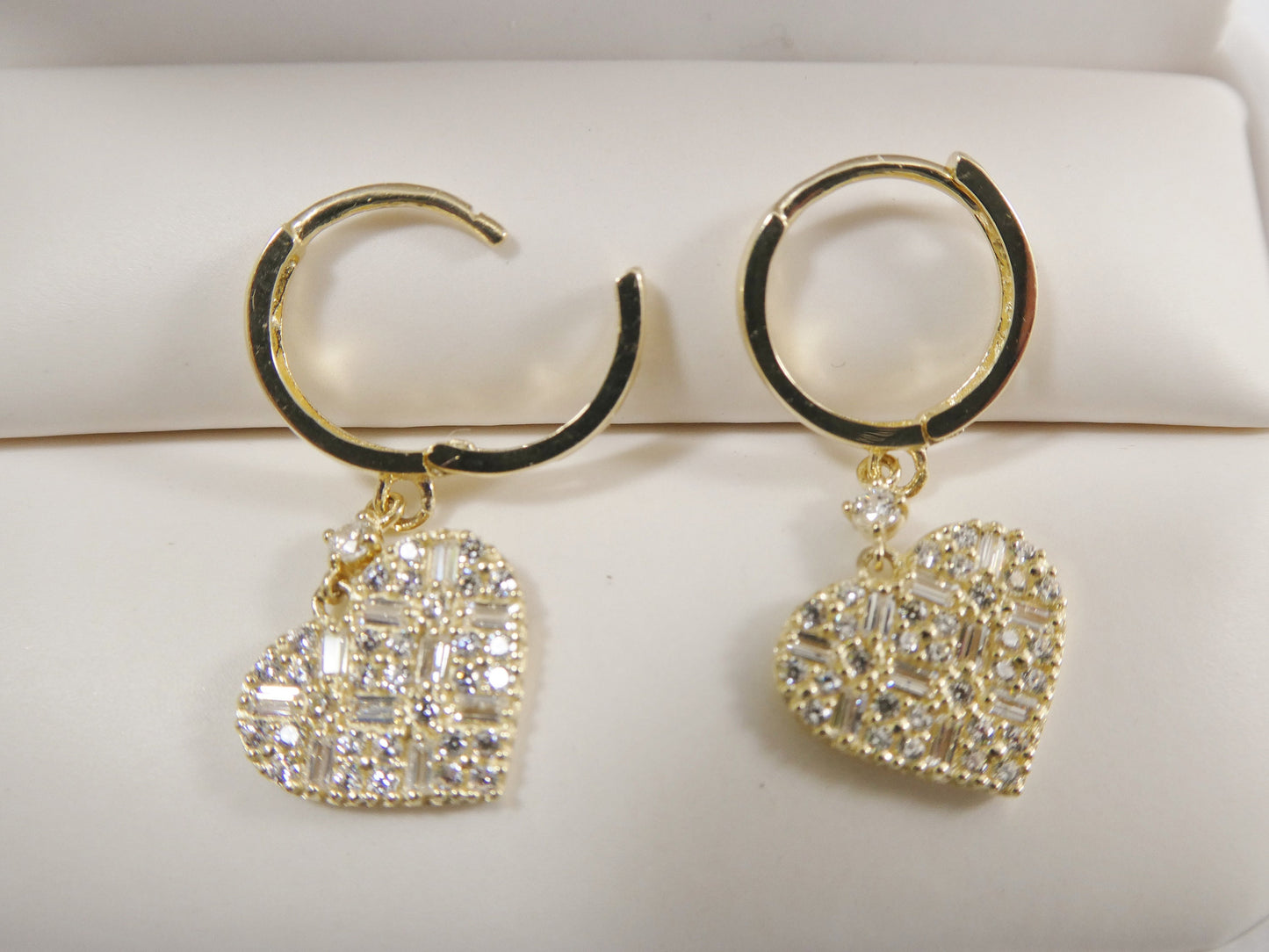 real 10k solid yellow gold dangle heart baguette setting hoop huggie earrings