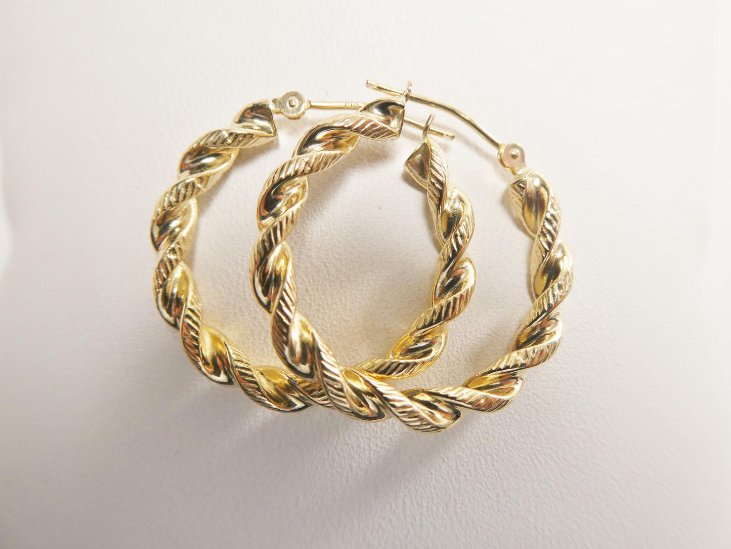 14k real solid yellow gold classic twist earrings