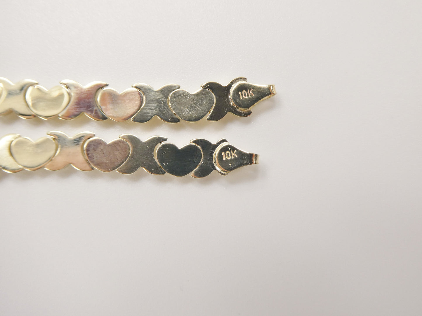 10k Solid Gold Heart Bracelet: Tri Color XO Chain
