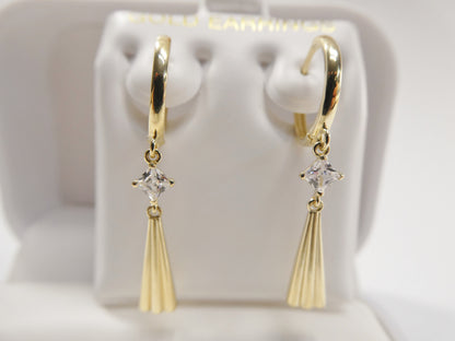 Real 10k Solid Yellow Gold Teardrop Hoop Huggie Earrings