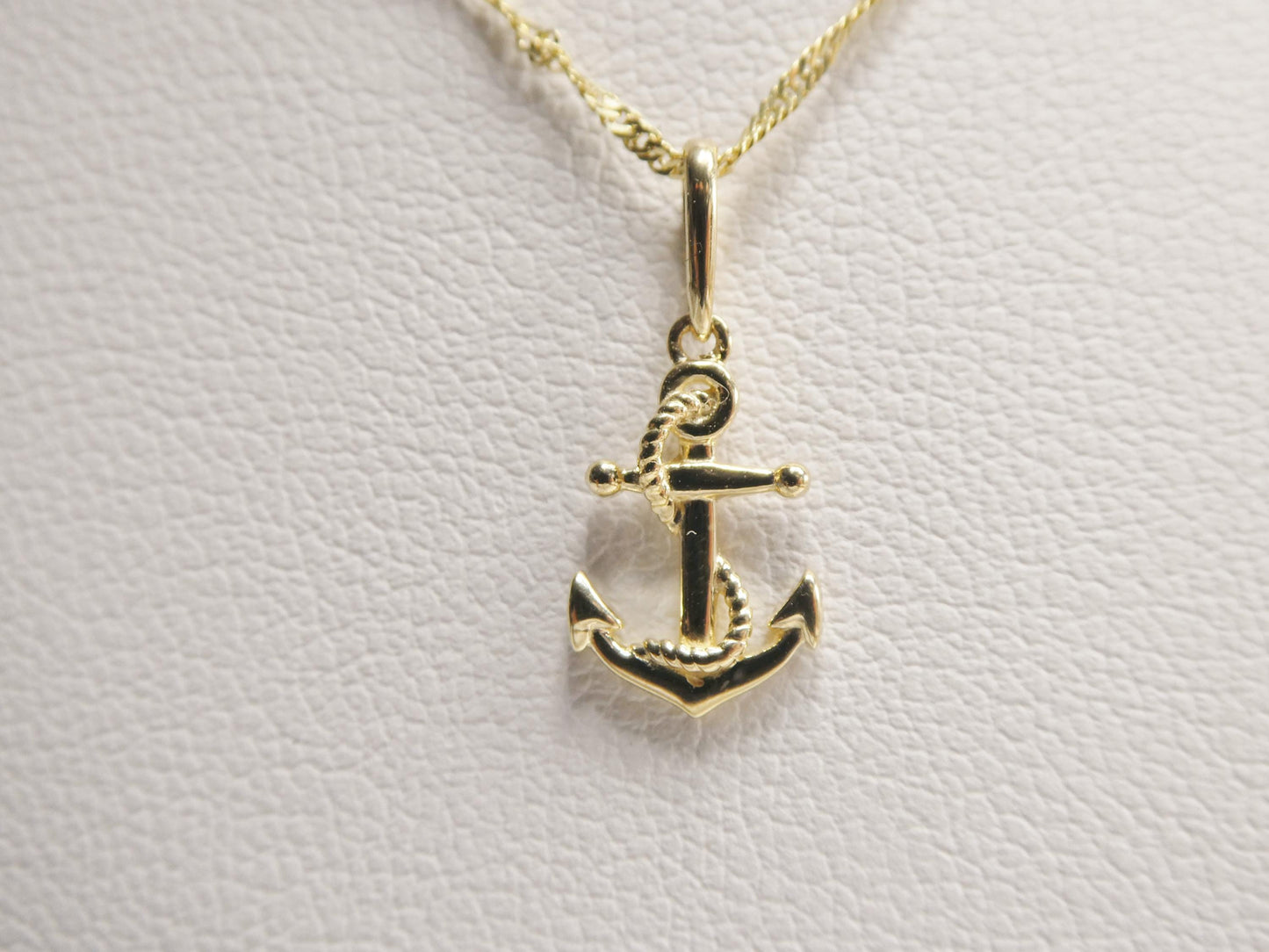 10k Yellow Gold Singapore Chain Necklace anchor Pendant