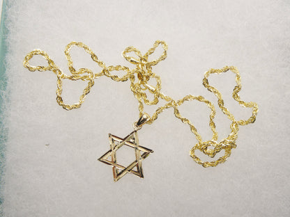 14k Real Solid Yellow Gold Star David Pendent and Robe Necklace