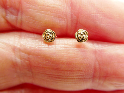 Real 10k Solid Yellow Gold Small Tiny Floral Push Post Earrings