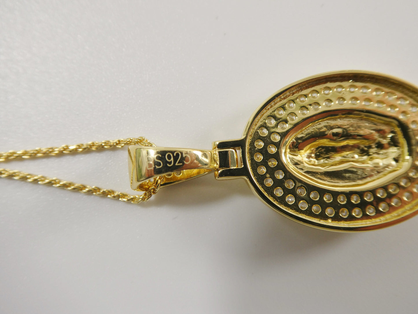 real 925 sterling silver 14k yellow / silver color 18 inch robe chain and Guadalupe virgin pendent