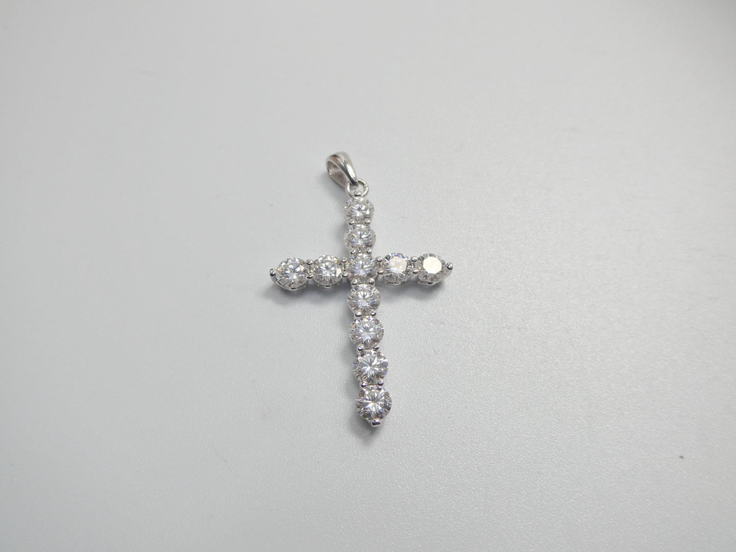 real 925 sterling silver 18 inch flat chain and moissanite cross pendent charm