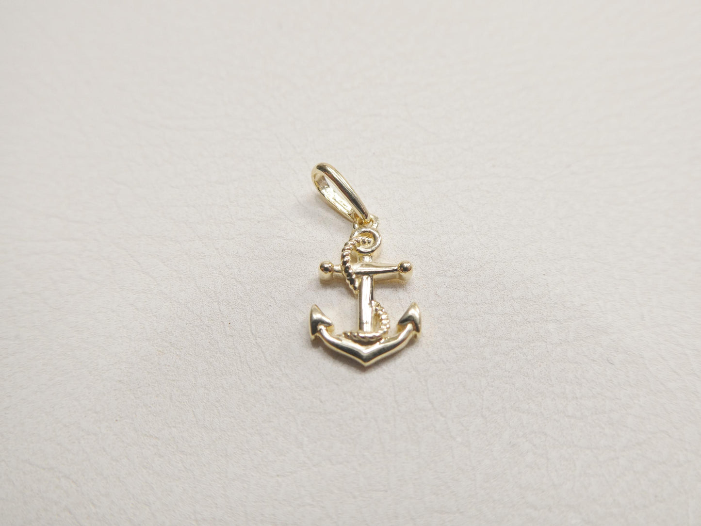 10k Yellow Gold Singapore Chain Necklace anchor Pendant