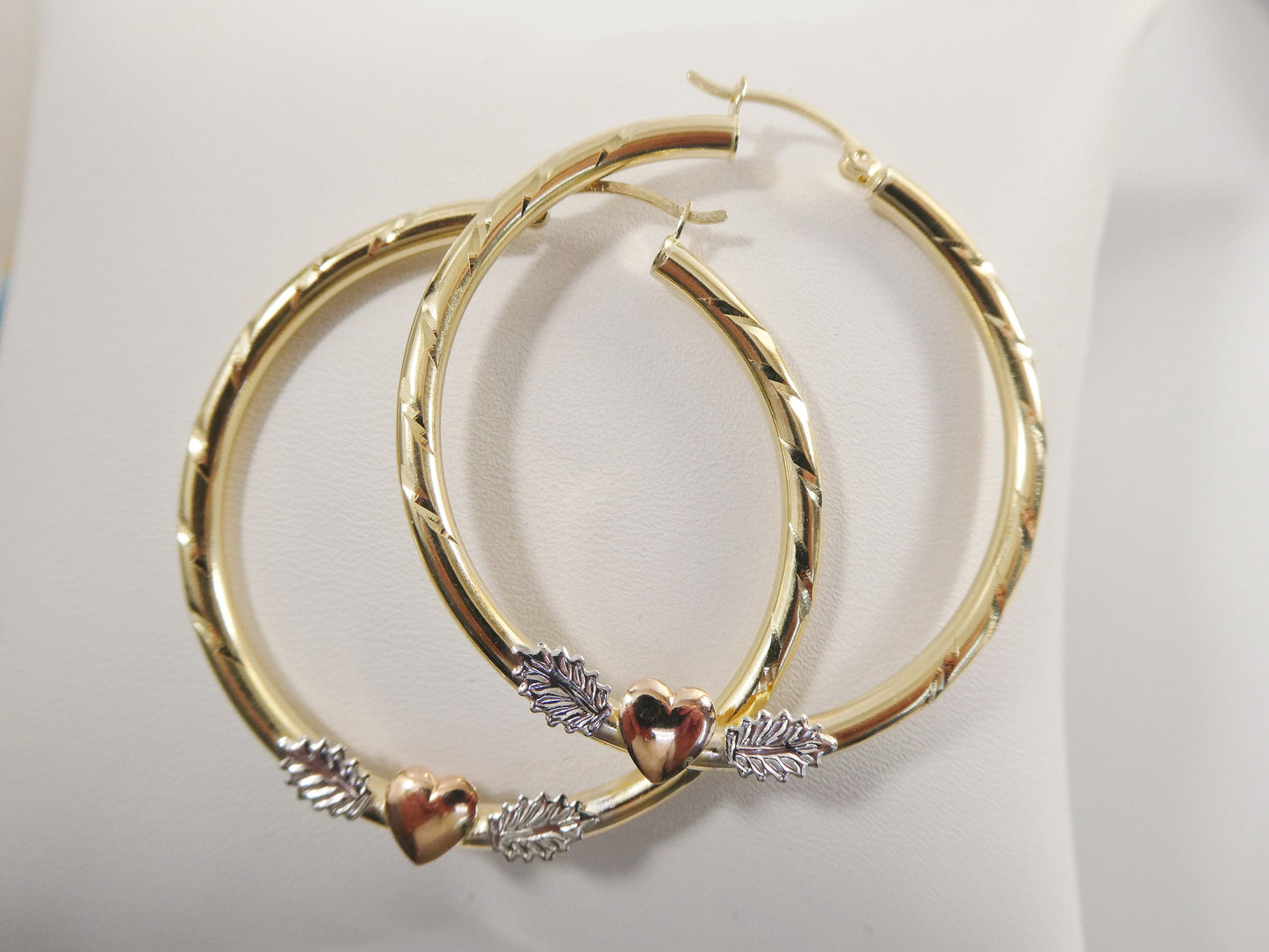 14K Solid Gold Hoop Earrings: Tri-Color Heart Center, 3mm