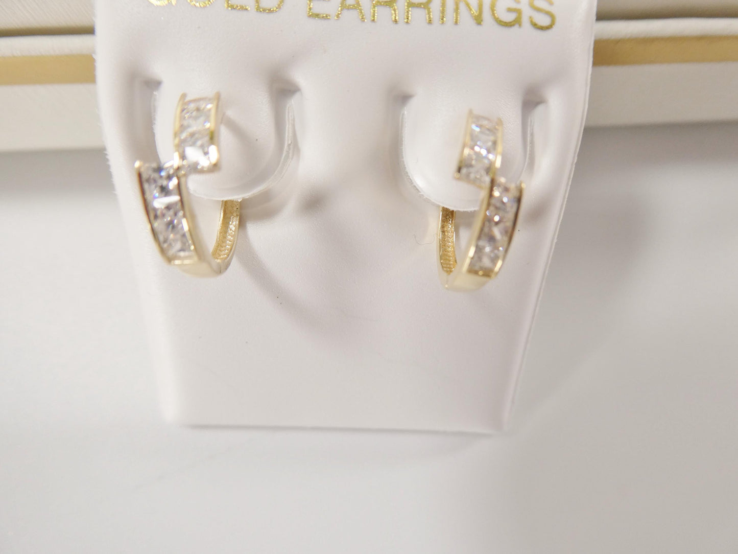 real 10k solid yellow gold color hoop huggie earring