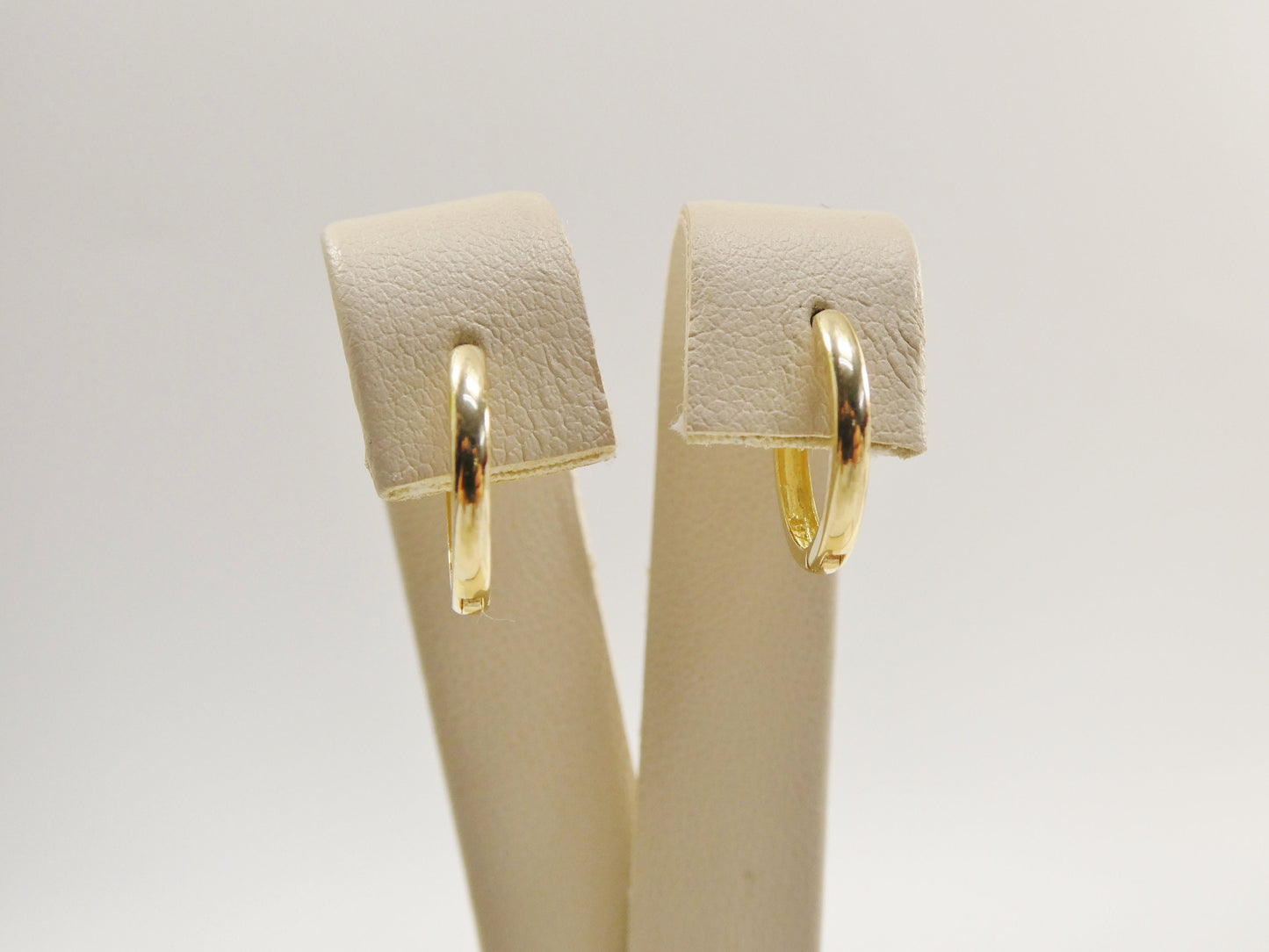 real 10k solid yellow gold high polish plain hoop huggie earrings