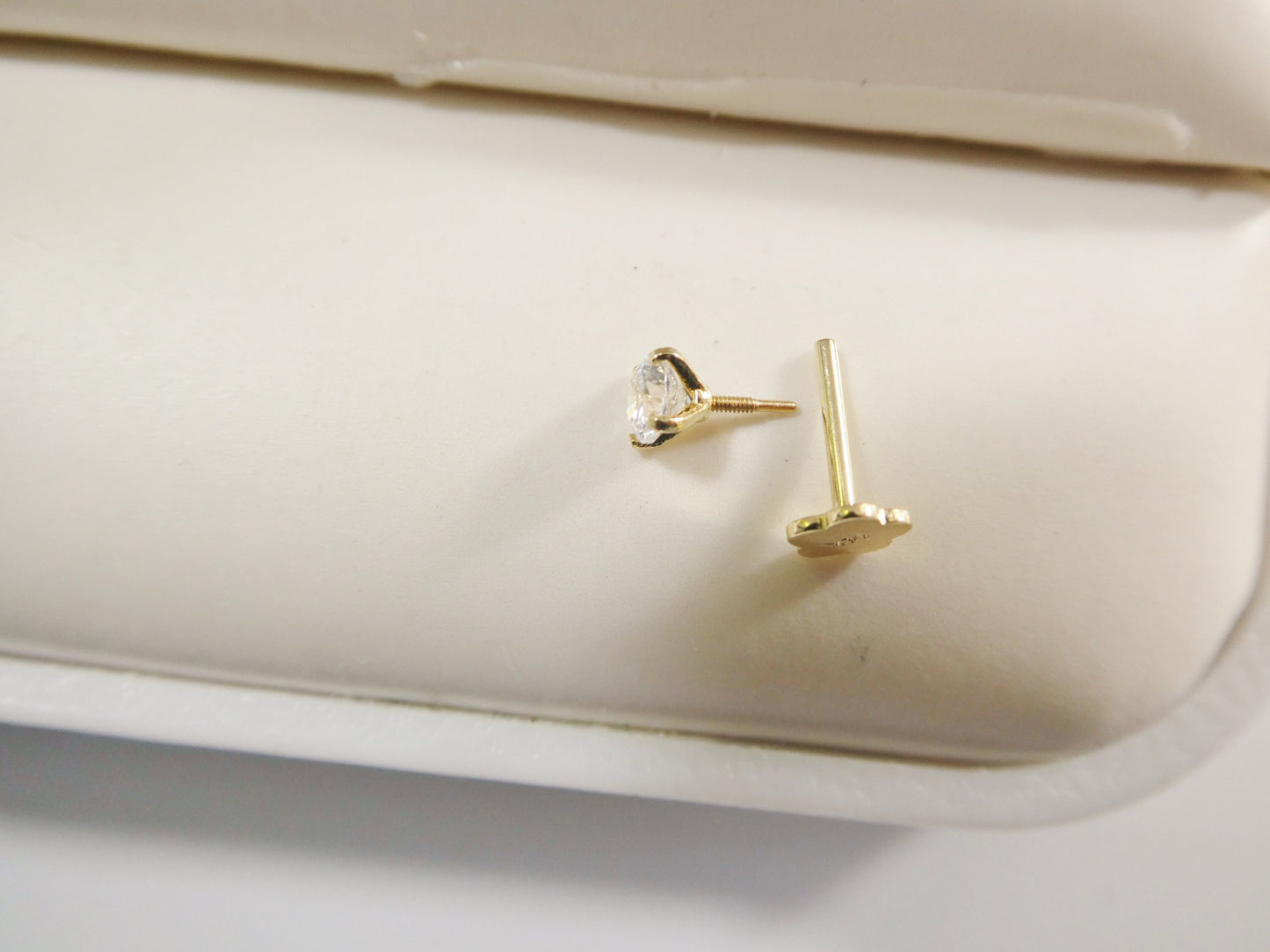 3MM 14k real solid yellow gold color stone cartilage flat screw back piercing