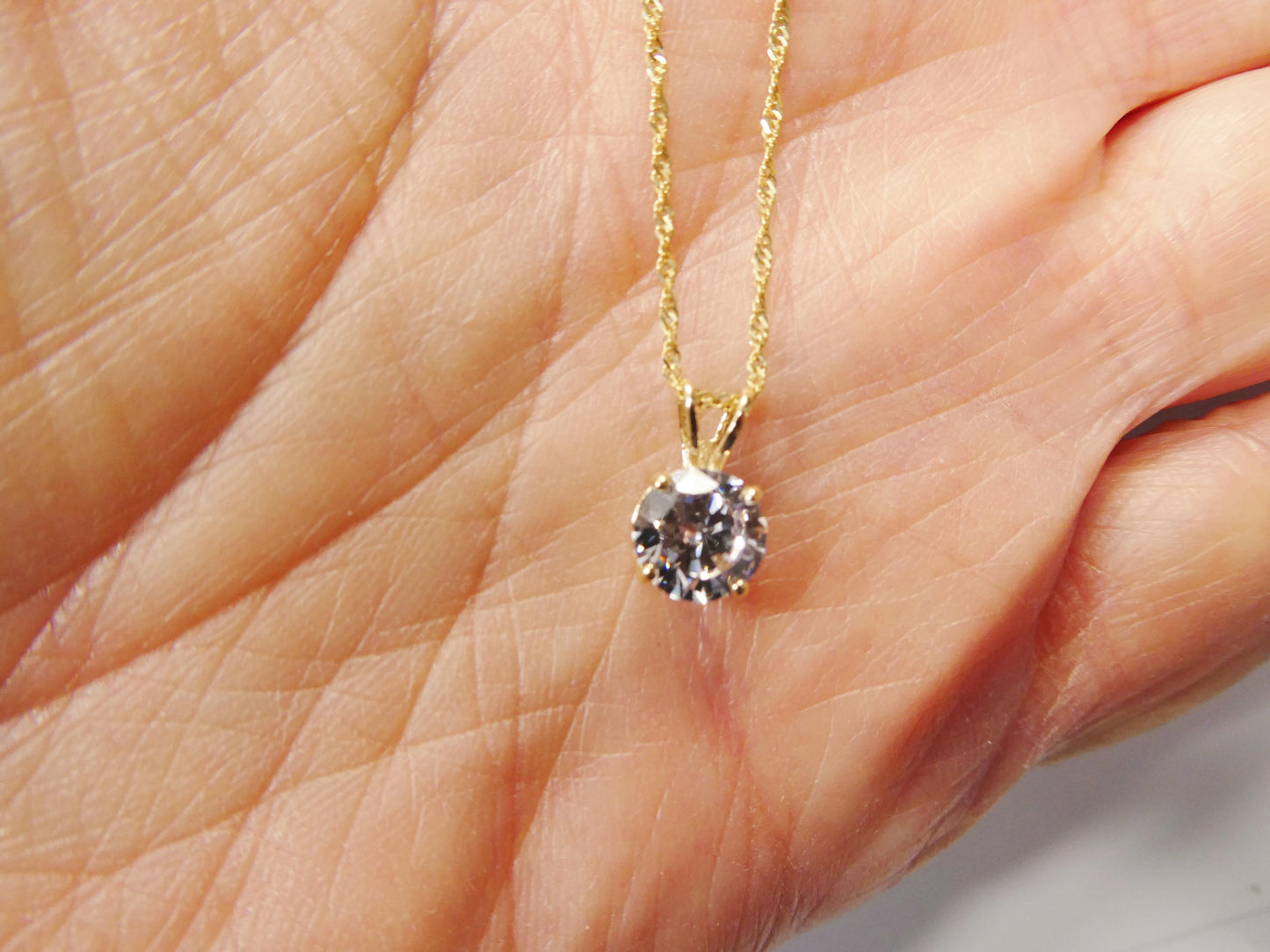 10k real solid yellow gold 16 inch chain and round stone solitaire pendent set