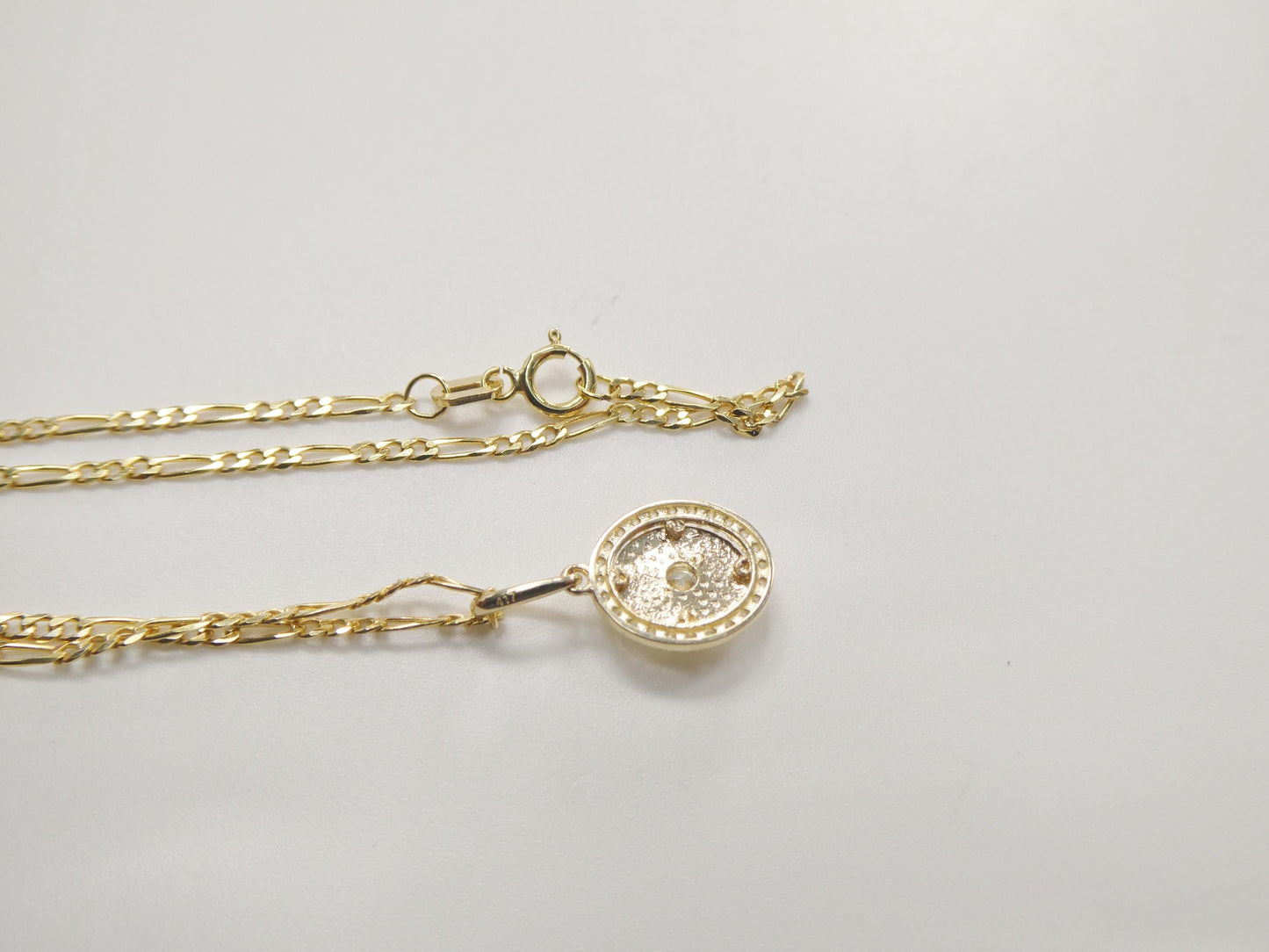 10k Yellow Gold Figaro Chain Necklace with Sun Pendant