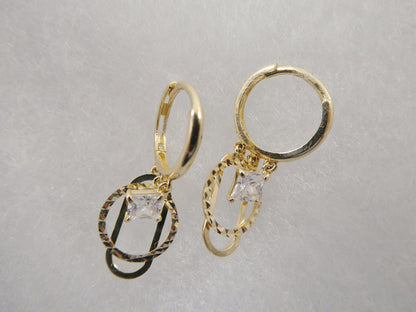 10K Real Solid Yellow Gold Paper Clip Style Buggie Fancy Ladies Earrings