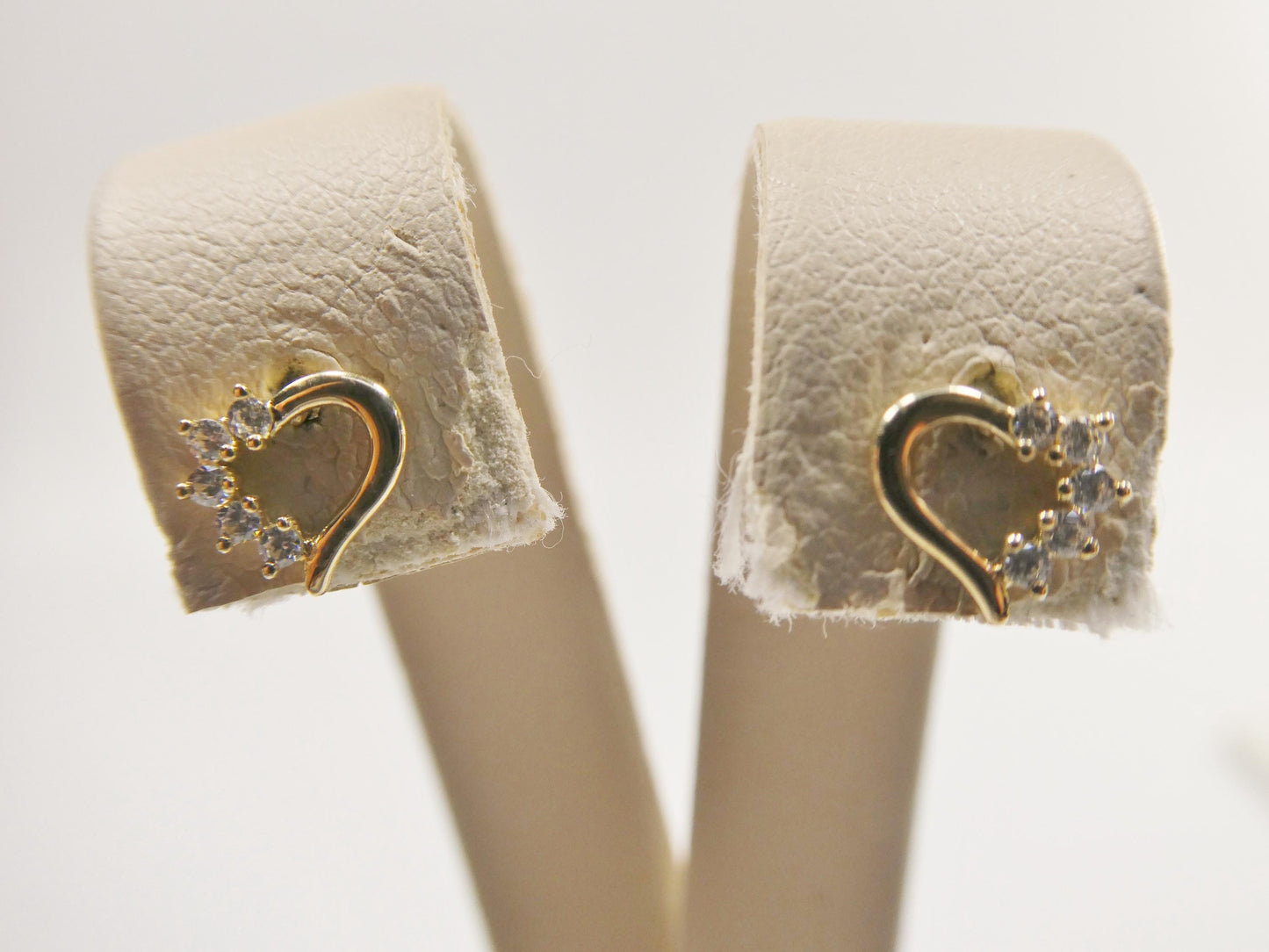 10k real solid gold heart micro fave setting push back earrings