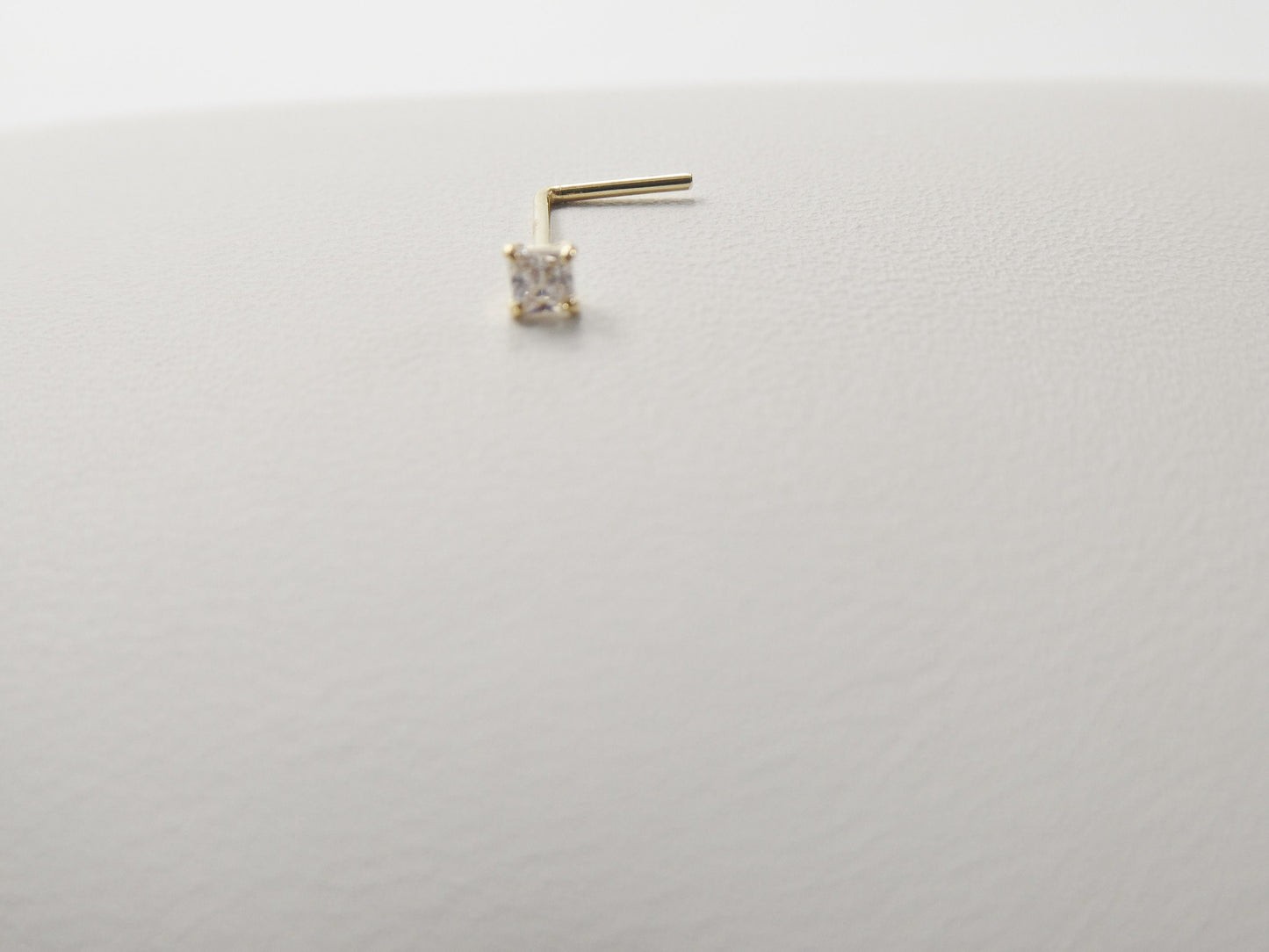 14k real solid yellow gold L SHAPE 2mm square stone stud nose ring
